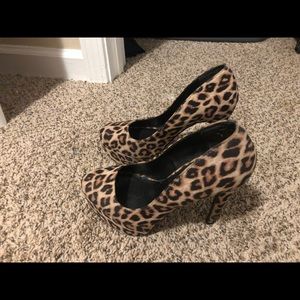 Leopard Platform Pumps Size 7